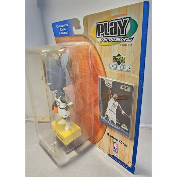 Kevin Garnett - Vintage/2000 Upper Deck Play Makers - Minnesota Timberwolves - Picture 2 of 6